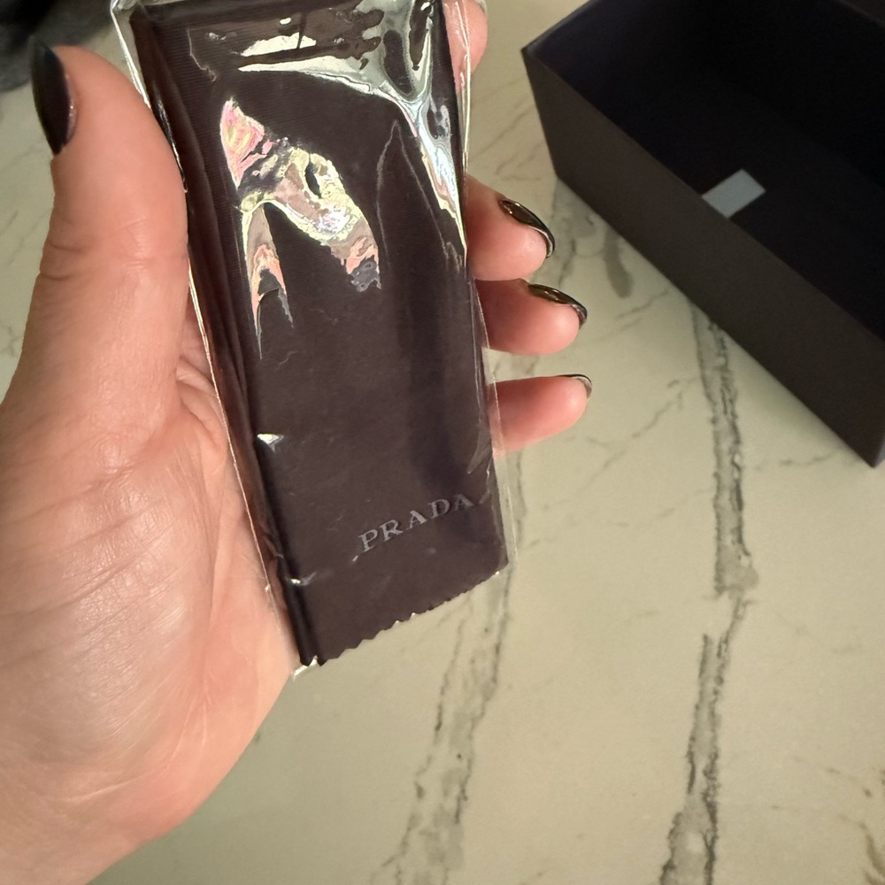 NWOT Prada Black Sunglasses with Case, Box & Authenticity Card - Picture 8 of 12